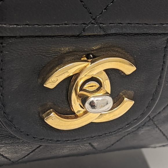 🎉CHANEL Black 2.55 Double Flap Bag Bijoux Chain - Picture 4 of 17